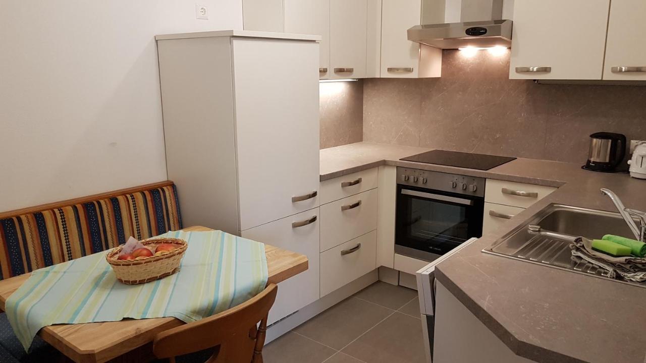Der Perweinhof Apartment *