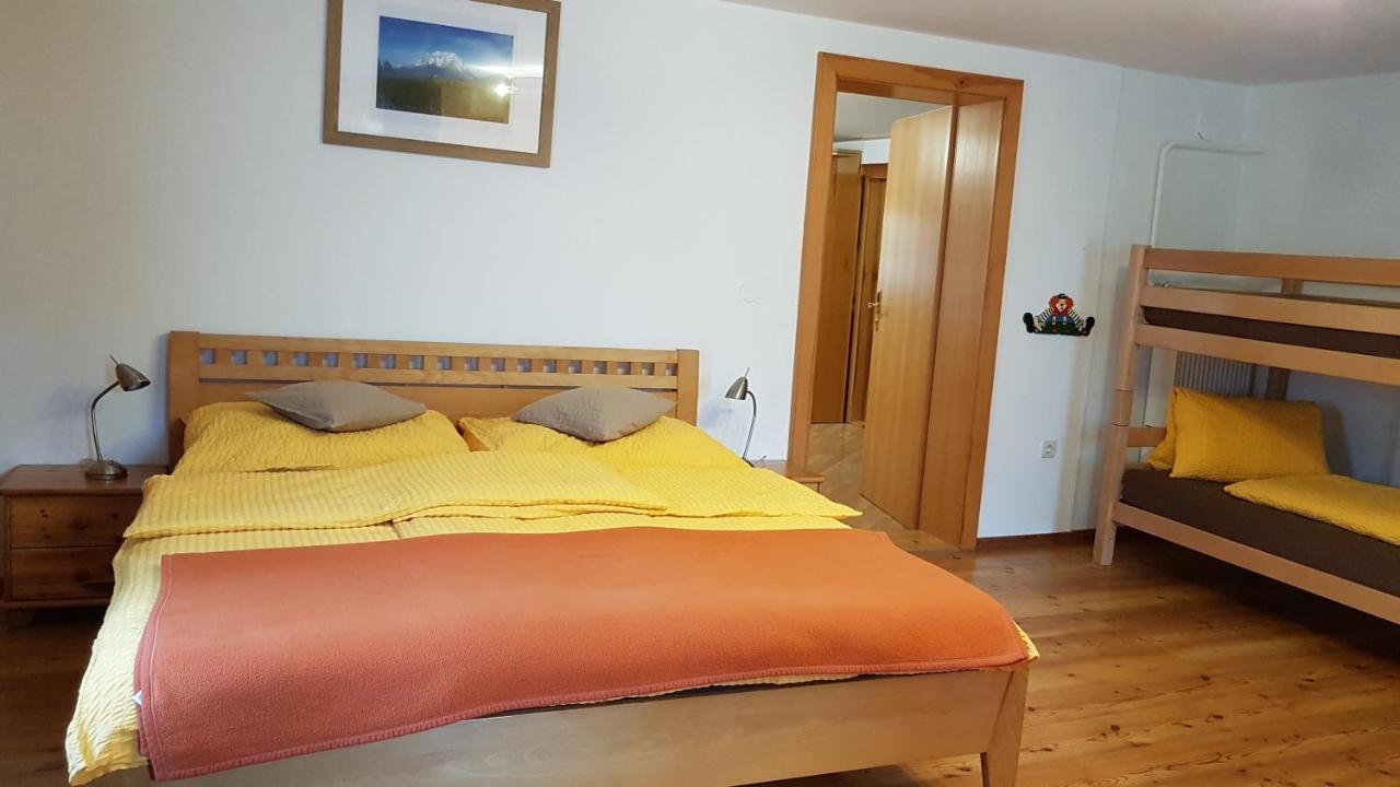 Der Perweinhof Apartment *