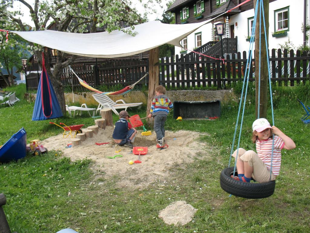 Der Perweinhof Apartment *