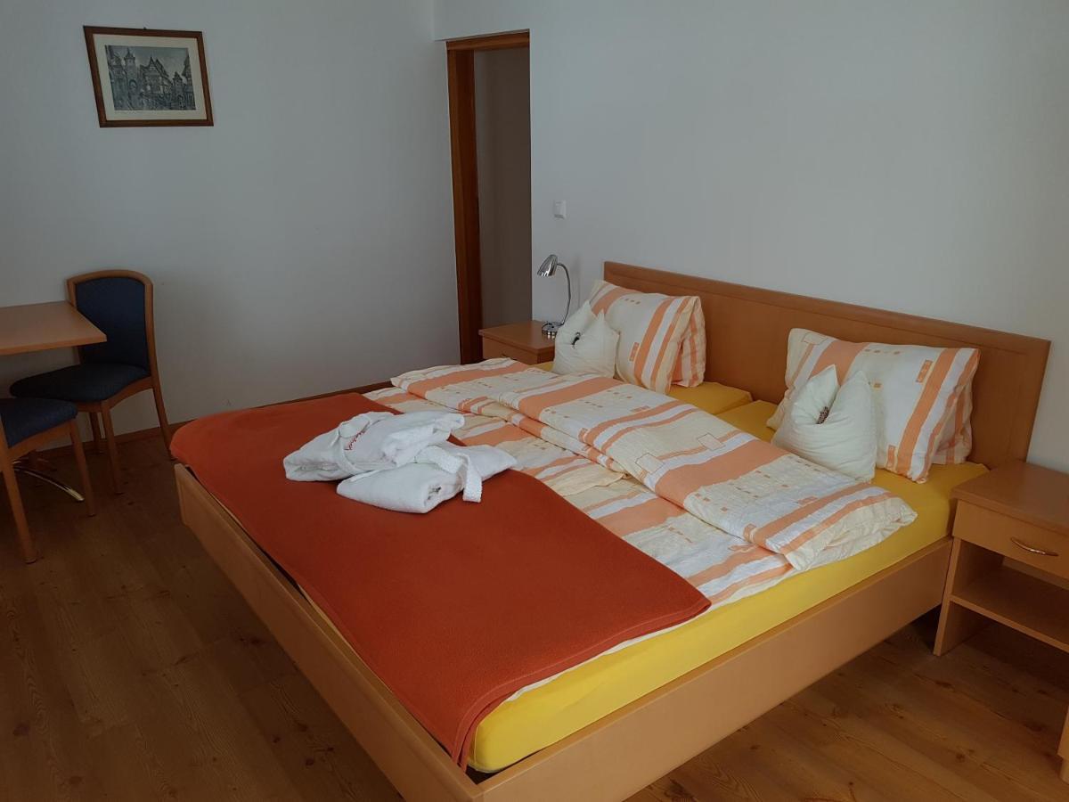 Der Perweinhof Apartment *